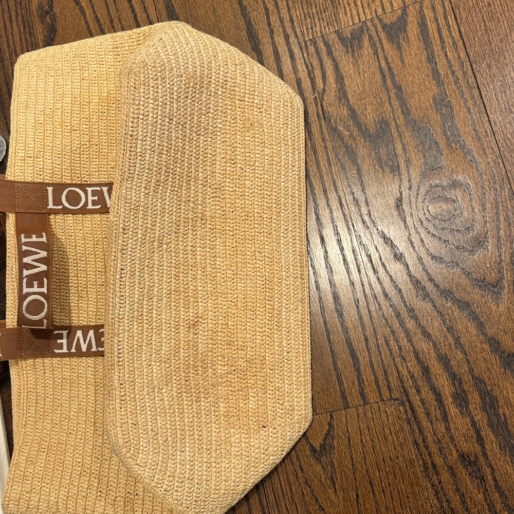 Loewe Raffia Fold Shopper Tote beach bag - Picture 8 of 8